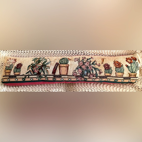 Desert Cactus pillow  - beautiful variety of desert cacti and flowers - Picture 1 of 4